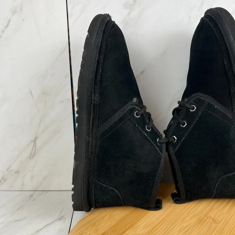 Ugg Neumel Mens Size 8 Black Suede Shearling Lined Chukka Boots Shoes